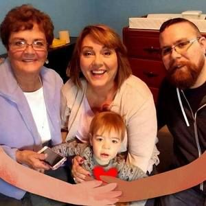 Meet your Posher, Lisa